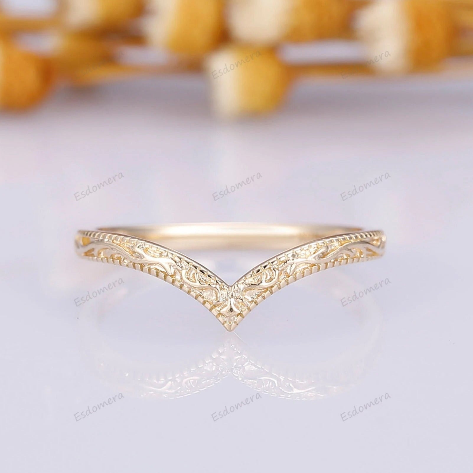 V Shape Filigree-Embossed Wedding Band Antique Curved Band 14k Solid Gold Ring For Women -  Esdomera.com