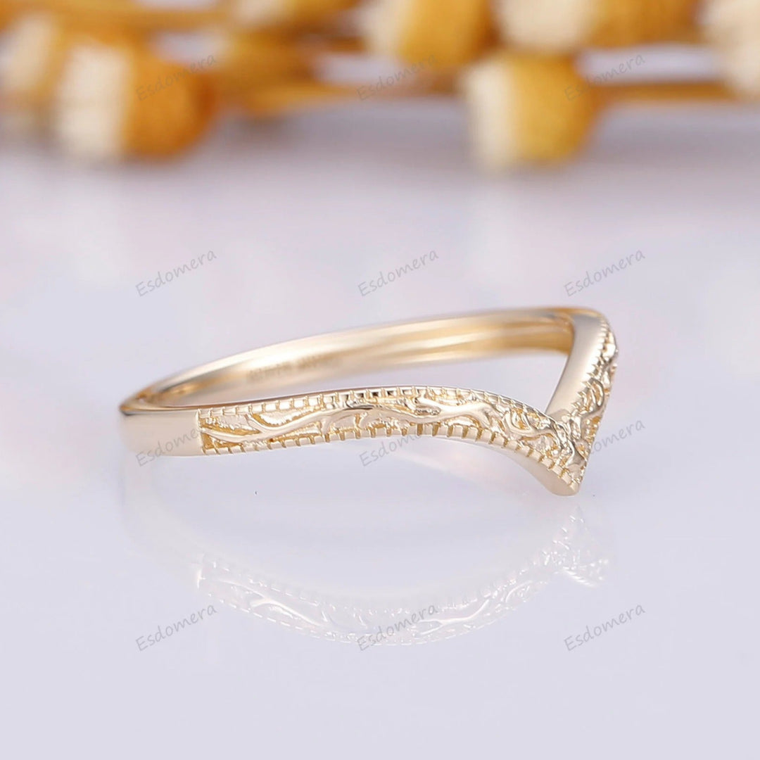 V Shape Filigree-Embossed Wedding Band Antique Curved Band 14k