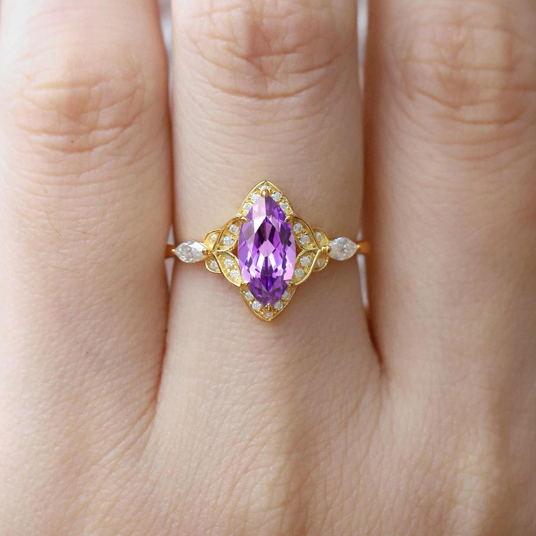 Vintage Floral Design Marquise Moissanite Engagement Ring Yellow Gold Bridal Ring For Women