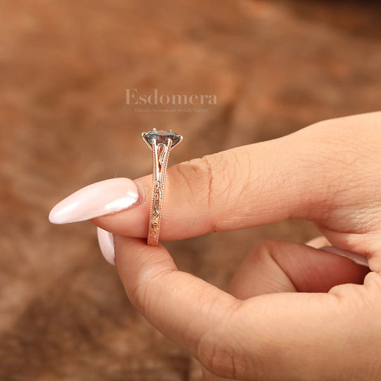 Bague de fiançailles solitaire ovale Art déco en alexandrite, serti à griffes filigrané, bague de mariage pour femme