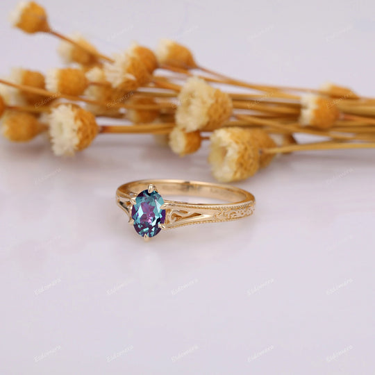 Bague de fiançailles solitaire ovale Art déco en alexandrite, serti à griffes filigrané, bague de mariage pour femme