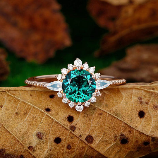 Milgrain Design 14k Rose Gold Halo Emerald Engagement Ring with Moonstone - Esdomera