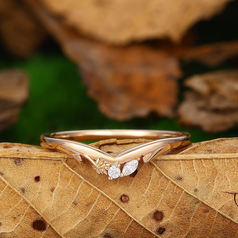 Moissanite Wedding Band Art Deco Anniversary Gifts for Her - Esdomera