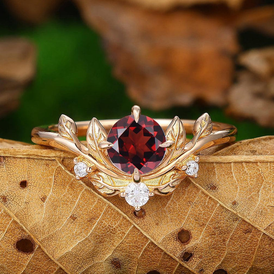 Natural Inspired Leaf Round Cut 18k Solid Gold Red Garnet Engagement Ring - Esdomera