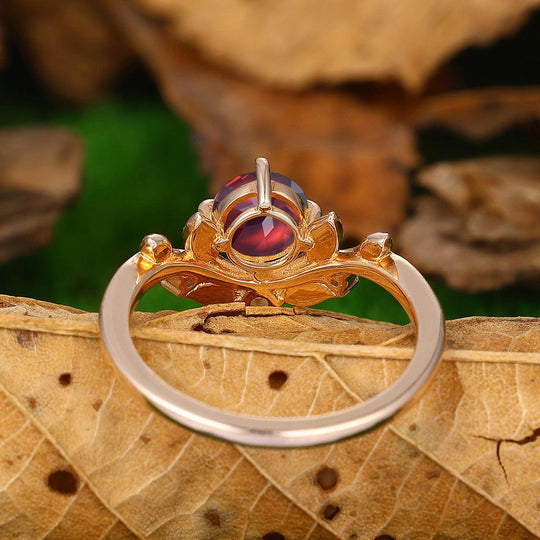 Natural Inspired Leaf Round Cut 18k Solid Gold Red Garnet Engagement Ring - Esdomera