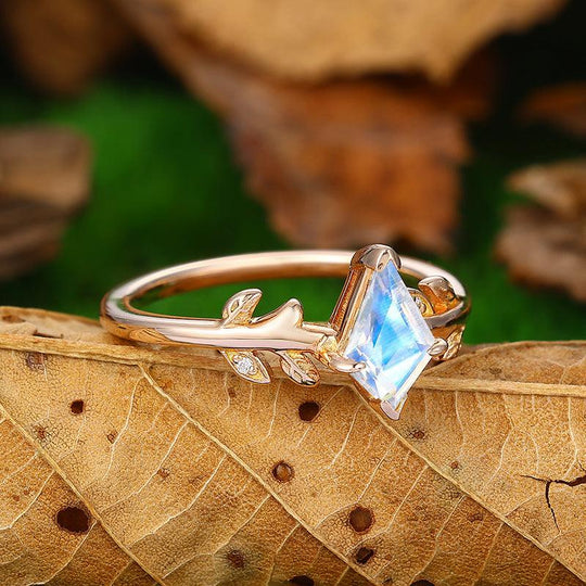 Nature Inspired 1.35 CT Kite Cut Blue Moonstone Leaf Vines Sterling Sliver Solitaire Ring - Esdomera