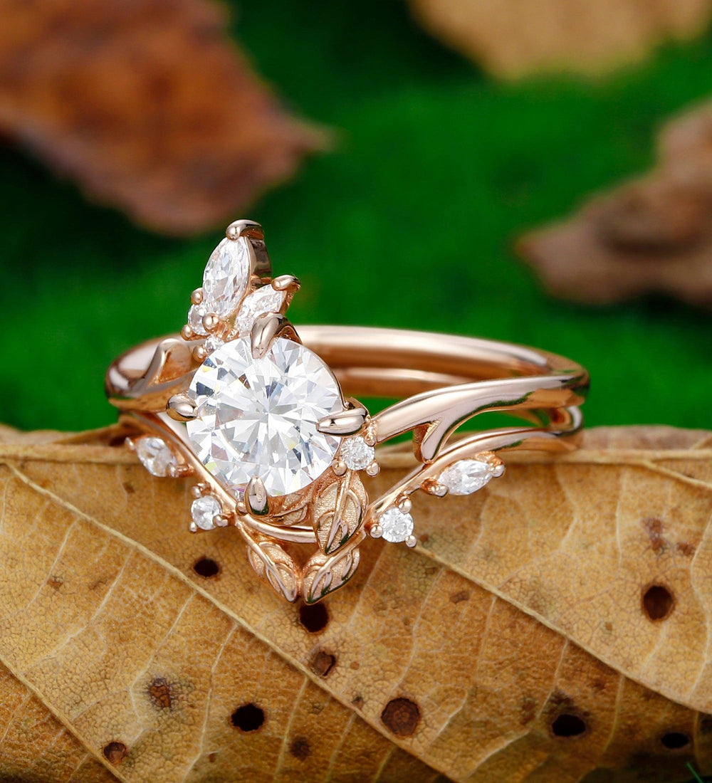 Nature Inspired Twig Leaf Round Shaped 1.25CT Moissanite Enagement Ring - Esdomera