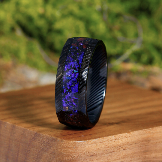 Purple Galaxy Stone Hammered Damascus Steel Men's Ring 8mm Men's Black Promise Wedding Ring - Esdomera