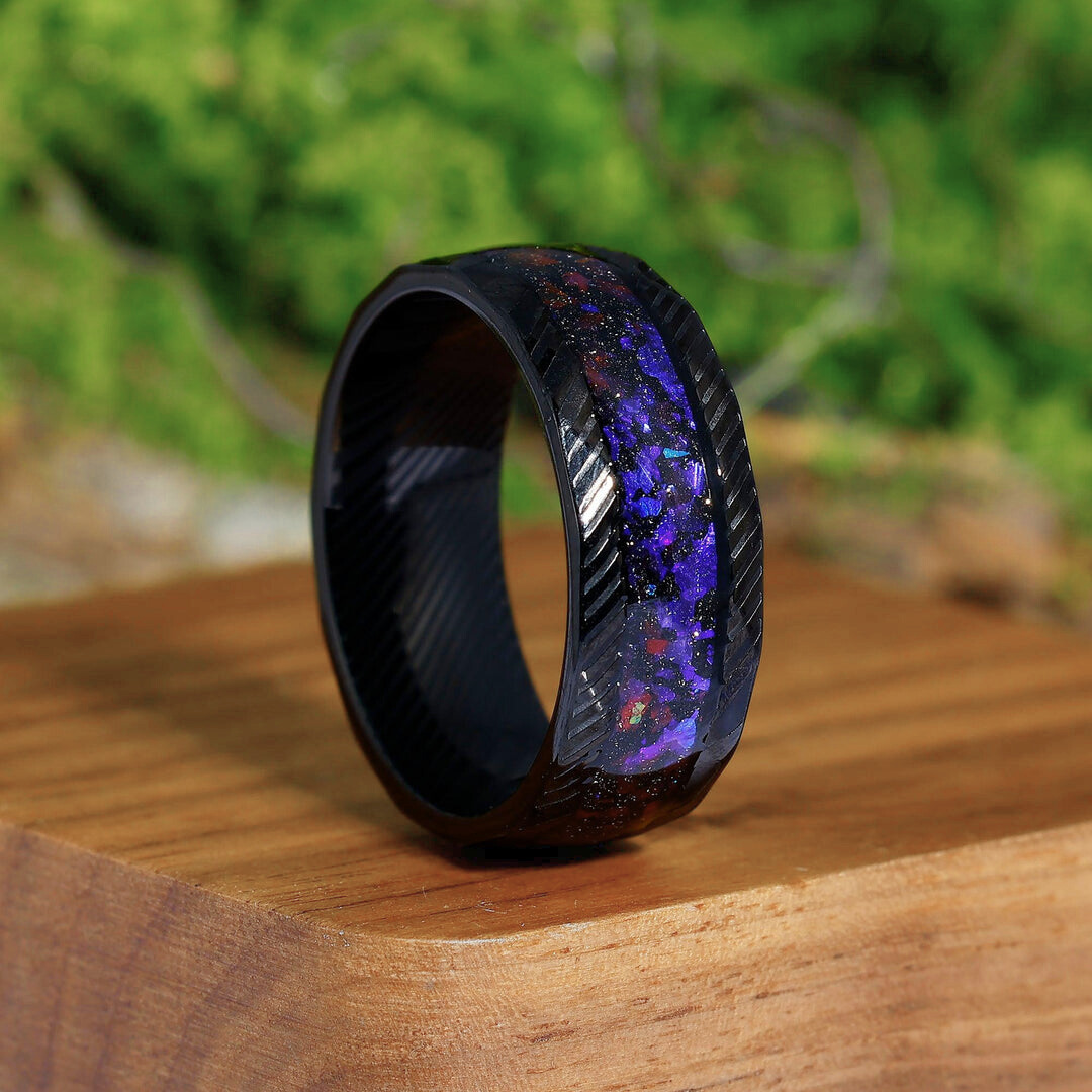 Purple Galaxy Stone Hammered Damascus Steel Men's Ring 8mm Men's Black Promise Wedding Ring - Esdomera