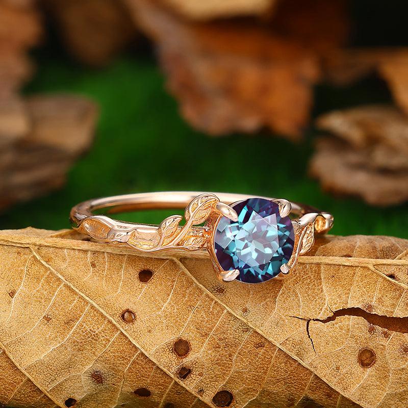 Solitaire Alexandrite 14K Gold Round Cut Nature Inspired leaf Vine Ring - Esdomera