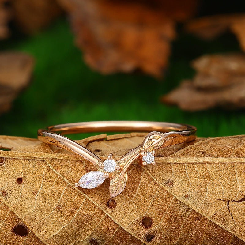 unique 14k rose gold leaf curved moissanite wedding band dainty stacking ring - Esdomera