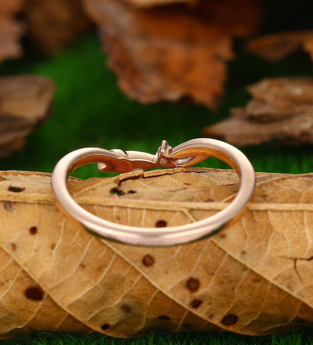 Unique Leaf Style Moissanite Ring Delicate Antique Bridal Ring - Esdomera