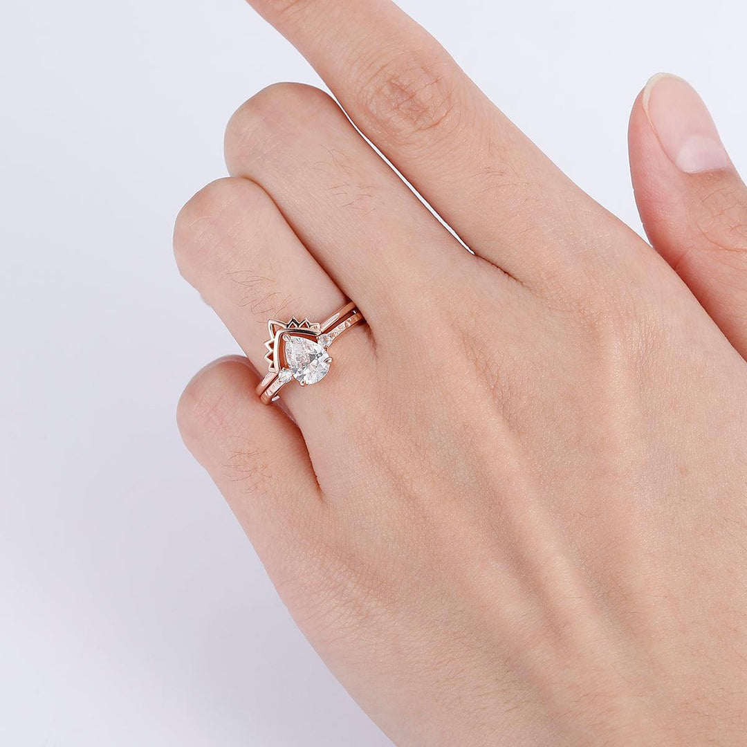 Unique Pear Cut Moissanite Polyline Hammered Engagement Ring Anniversary Bridal Ring Gift - Esdomera