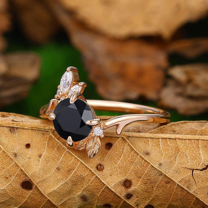 Vintage 1.25 CT Round Cut Black Onyx Rose Gold Art Deco Leaf Ring - Esdomera