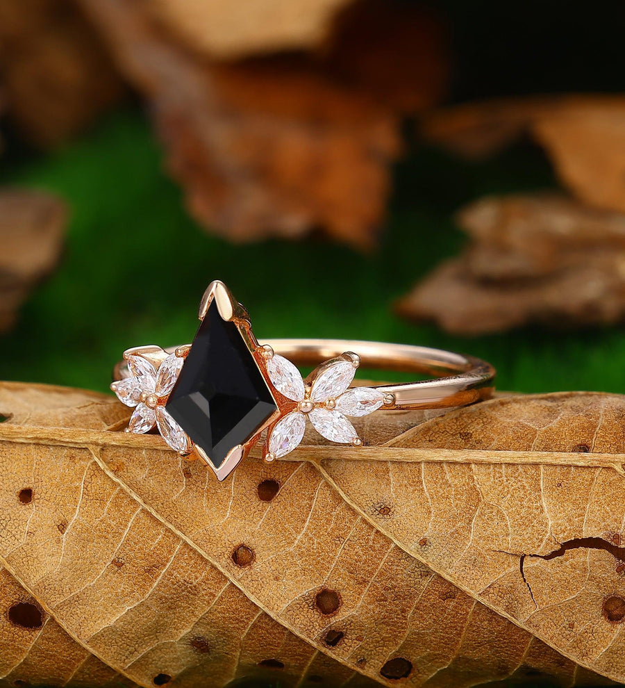 Vintage Kite Cut 1.35CT Natural Black Onyx Leaf Ring Art Deco Moissanite Wedding Band - Esdomera