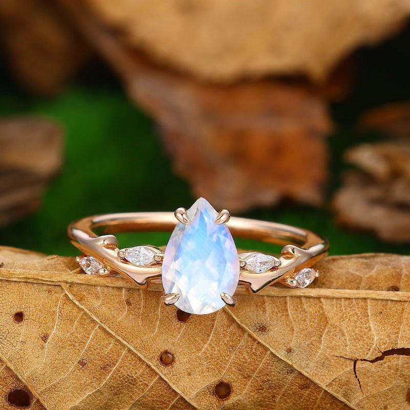 Vintage Pear Shaped Rainbow Moonstone Engagement Ring Unique 14K Rose Gold - Esdomera