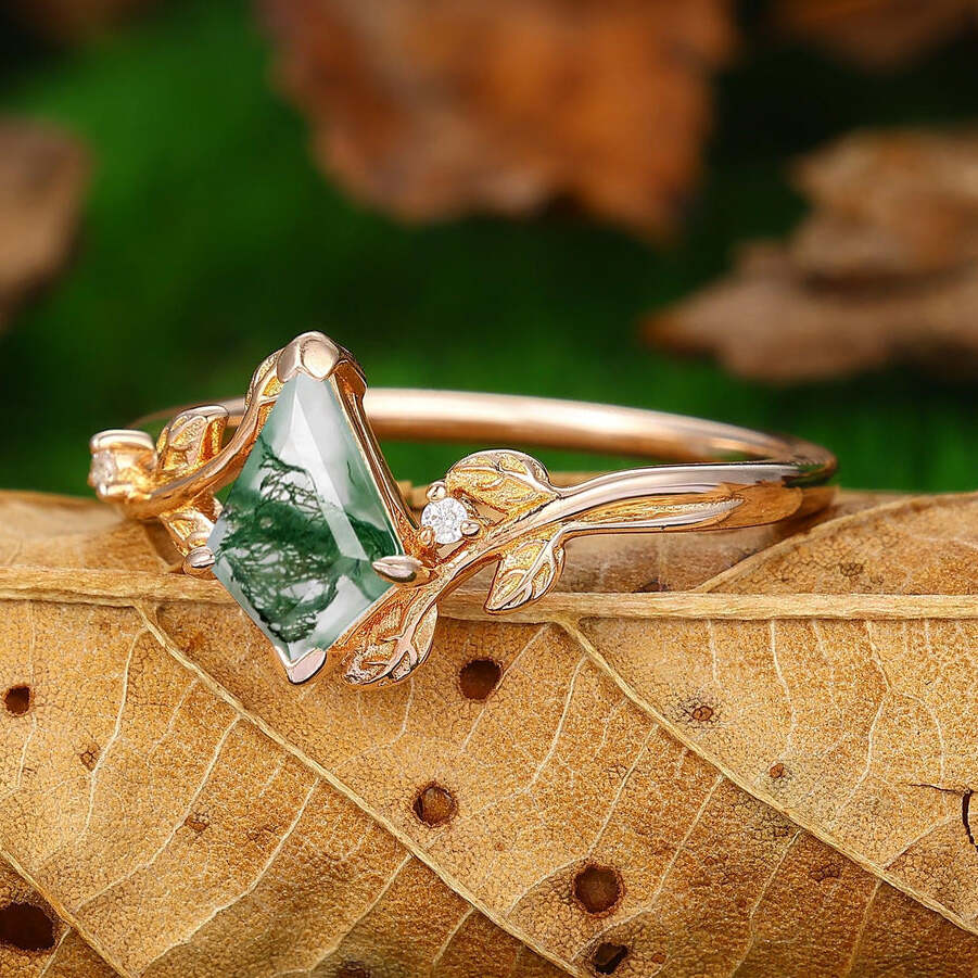 Vintage Unique 6x9mm Kite Shaped Natural Moss Agate Engagement Ring Nature Inspired Leaf Ring