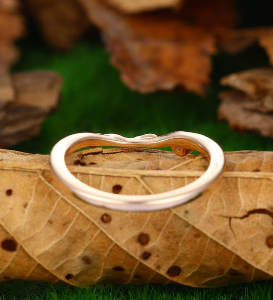 Wedding Ring Band Curved Shank Leaf Design - Esdomera