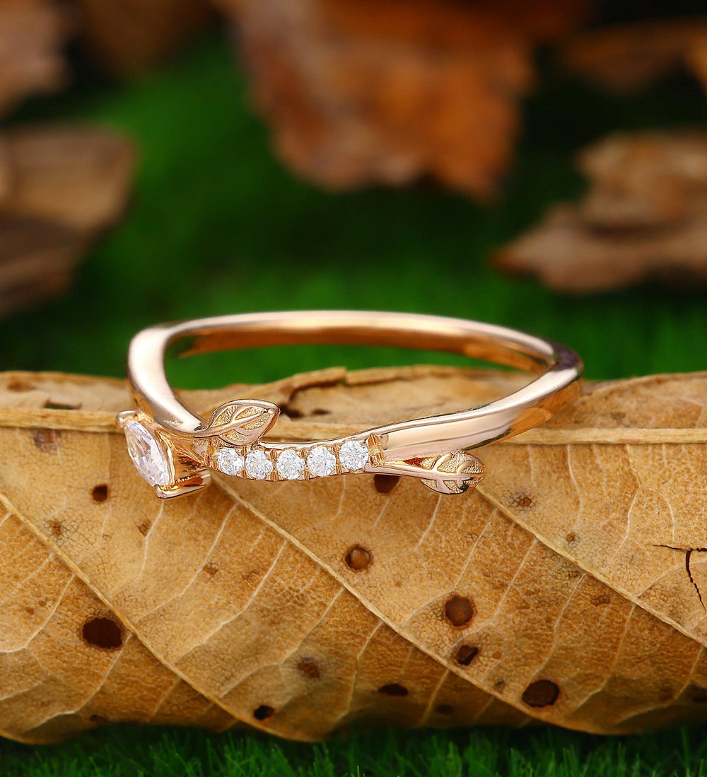 Women Nature Inspired Leaf Design Wedding Band Rose Gold Ring - Esdomera