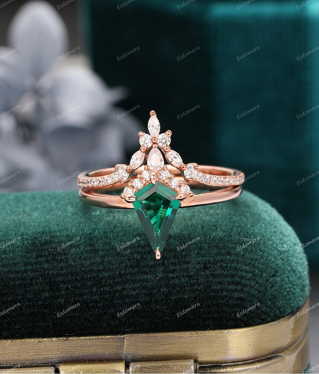 1.35CT Emerald Wedding Ring Set, Delicate Moissanite Wedding Band, 14k Gold Special Design Matching Ring - Esdomera