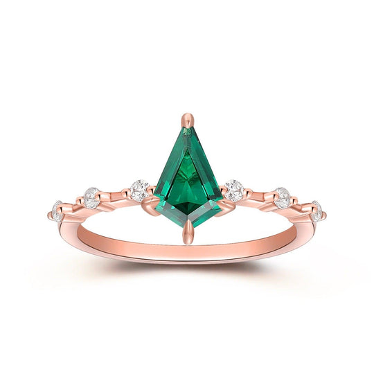 1.35CT Kite Cut Emerald Birthstone Ring, Moissanite Wedding Ring, 14K Rose Gold Anniversary Ring Gift For Her - Esdomera