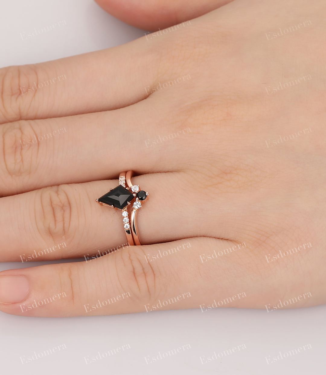 1.35CT Kite Cut Black Onyx Bridal Ring Set, Triple Stone Curved Moissanite Matching Band, Art Deco Promise Ring Set For Women