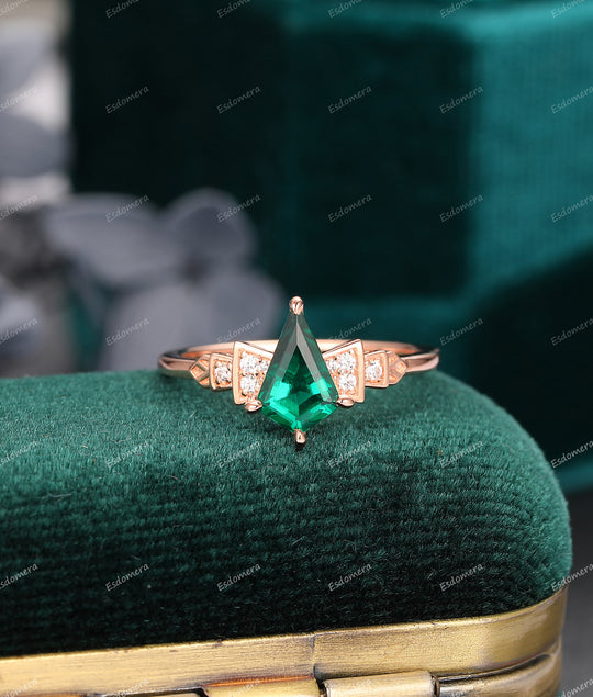 Kite Shaped 1.35CT Emerald Engagement Ring, Delicate Moissanite Bridal Ring, 14K Rose Gold Wedding Ring