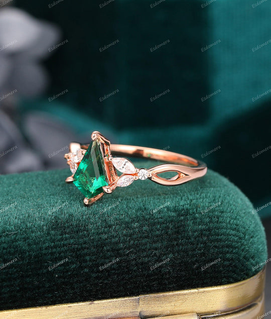 Kite Cut 1.35CT Green Emerald Engagement Ring, Cross Band Bridal Ring, 14K Rose Gold Statement Ring For Her - Esdomera