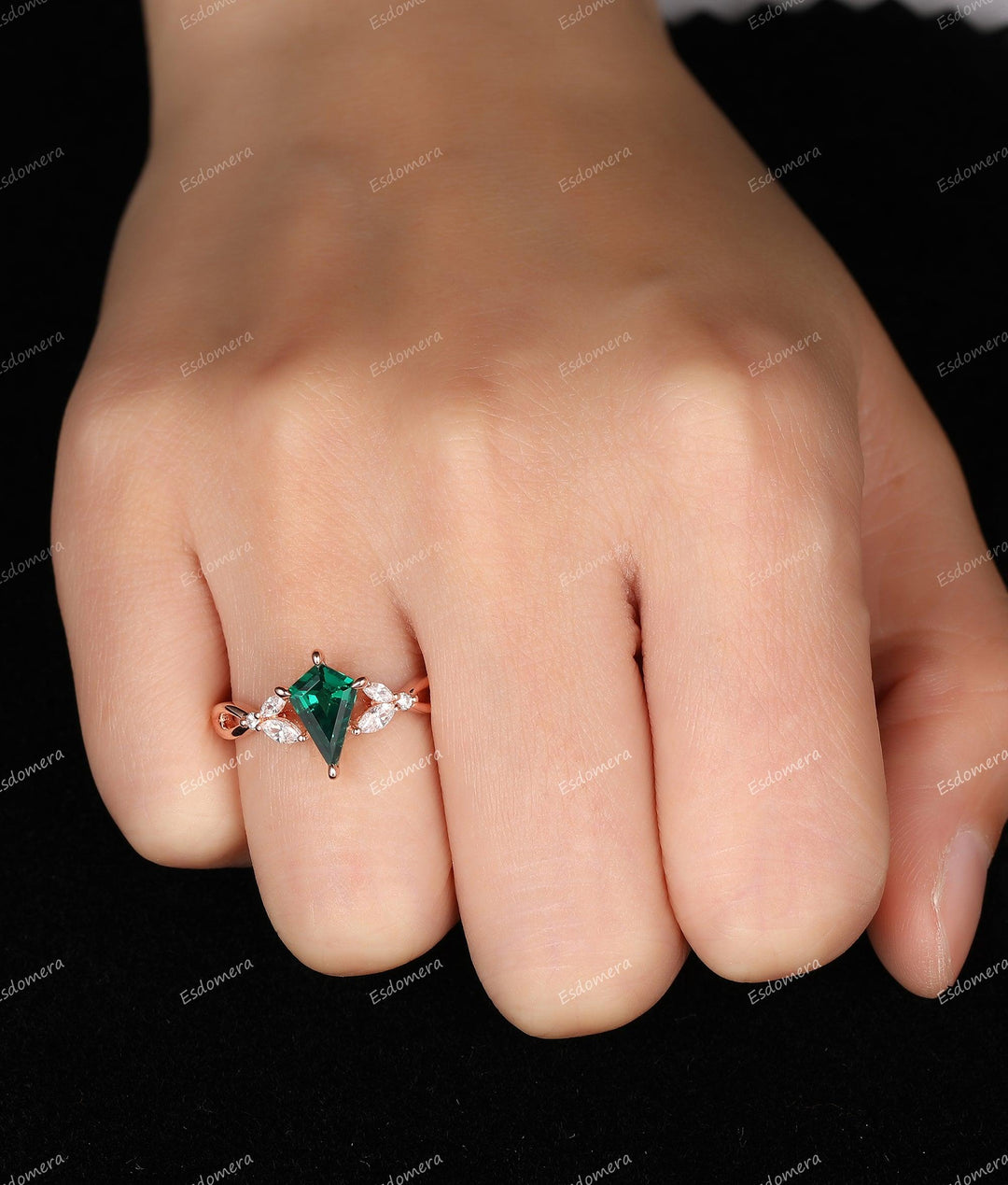 Kite Cut 1.35CT Green Emerald Engagement Ring, Cross Band Bridal Ring, 14K Rose Gold Statement Ring For Her - Esdomera