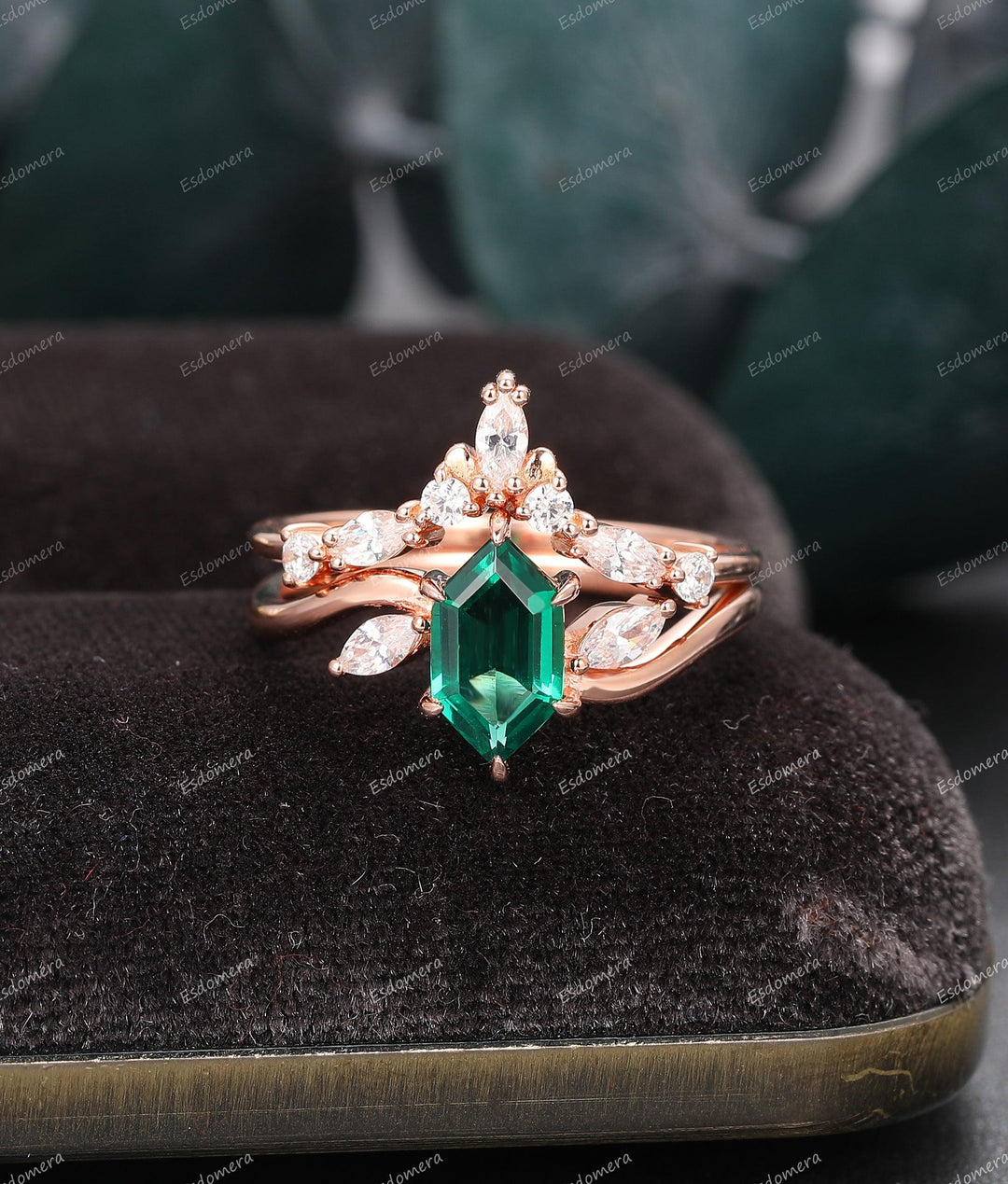 Long Hexagon Cut 1.1CT Emerald Engagement Ring Set Moissanite Curved Band Ring - Esdomera