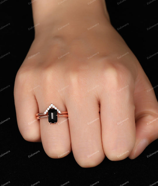 Natural Black Agate Engagement Ring Set Moissanite Curved Marching Band - Esdomera