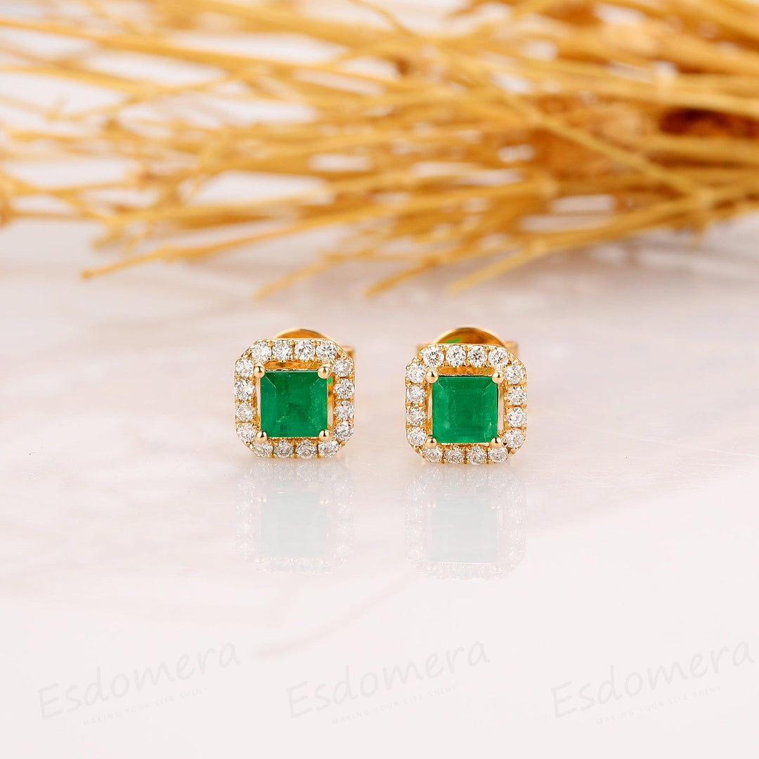 Princess Cut 0.8CTW Natural Emerald Earring, 14k Yellow Gold - Esdomera