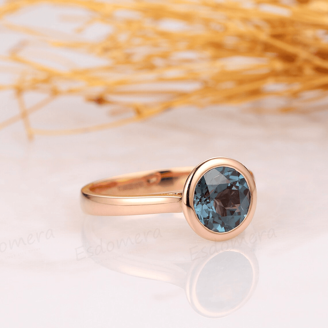 Round Cut 1.5CT Alexandrite Wedding Ring, 14k Rose Gold Engagement Ring - Esdomera